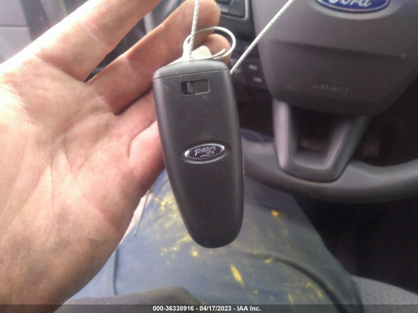 2019 FORD ESCAPE SE 1FMCU9GD2KUC17944