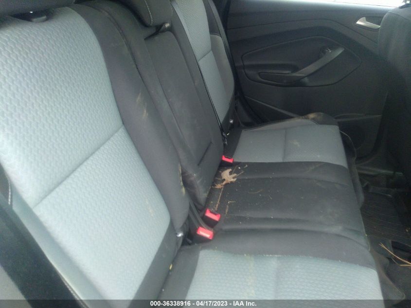 2019 FORD ESCAPE SE 1FMCU9GD2KUC17944