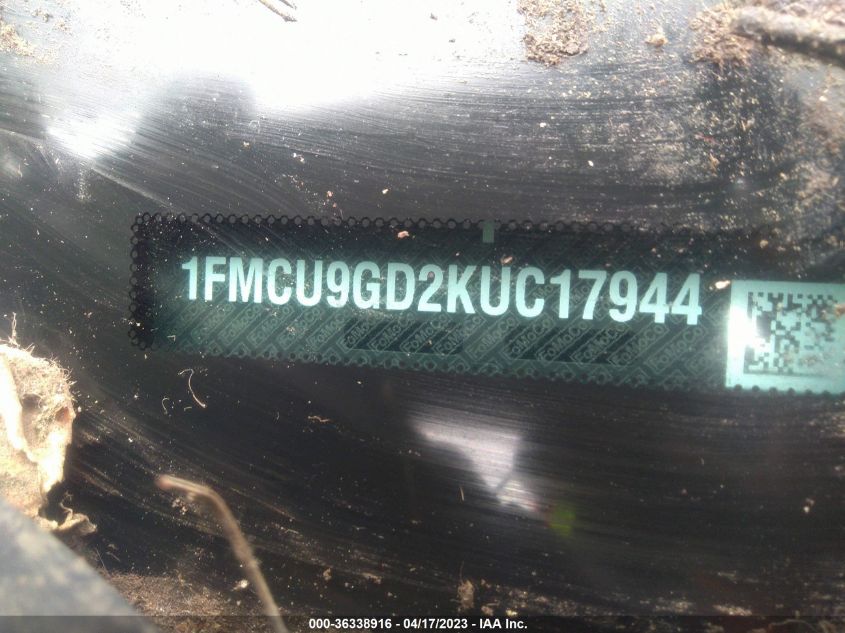 2019 FORD ESCAPE SE 1FMCU9GD2KUC17944