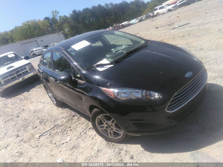 VIN 3FADP4BJXHM157642 2017 FORD FIESTA no.1