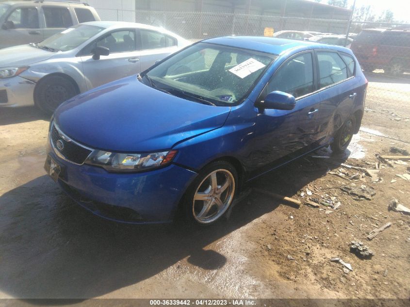 2013 KIA FORTE 5-DOOR SX - KNAFW5A32D5681802