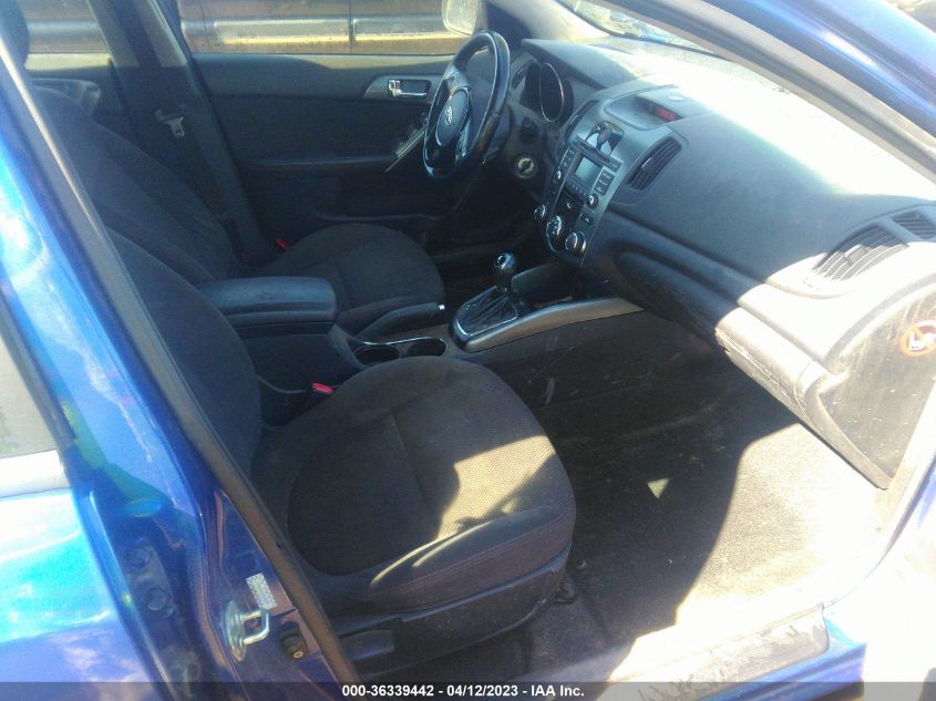 2013 KIA FORTE 5-DOOR SX - KNAFW5A32D5681802
