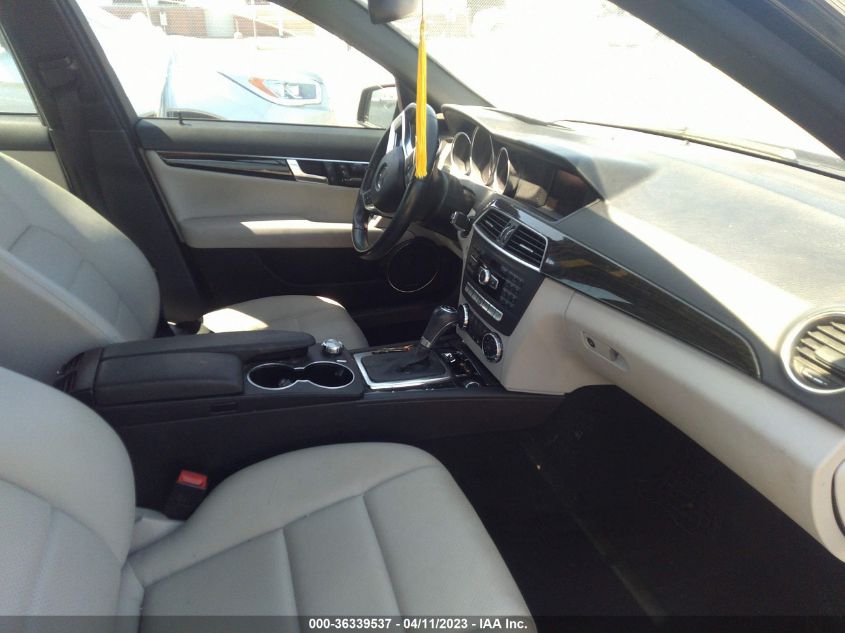2013 MERCEDES-BENZ C-CLASS C 250 - WDDGF4HB8DR300726
