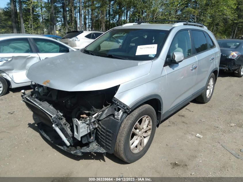 2014 KIA SORENTO LX - 5XYKT3A66EG440570