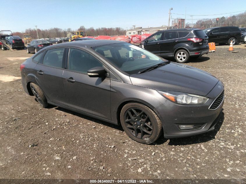 2015 FORD FOCUS SE - 1FADP3F28FL303967