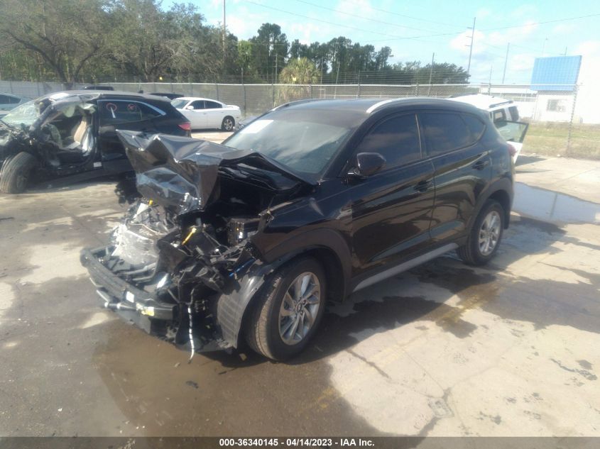 2017 HYUNDAI TUCSON SE - KM8J33A45HU568260