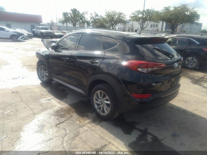 2017 HYUNDAI TUCSON SE - KM8J33A45HU568260