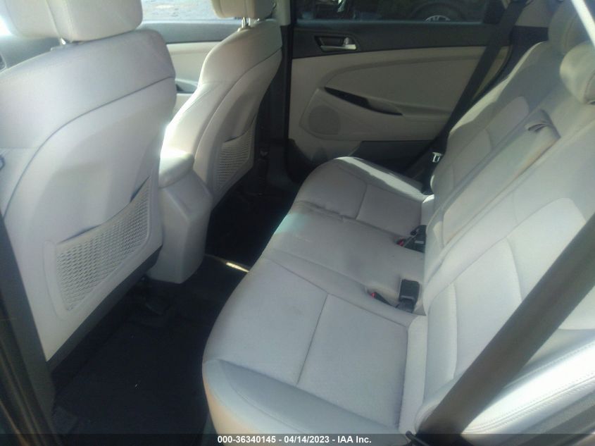 2017 HYUNDAI TUCSON SE - KM8J33A45HU568260