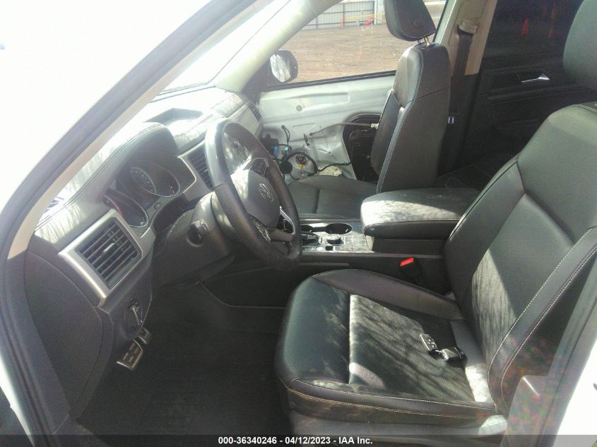 2021 VOLKSWAGEN ATLAS 3.6L V6 SE W - 1V2RR2CA1MC517856
