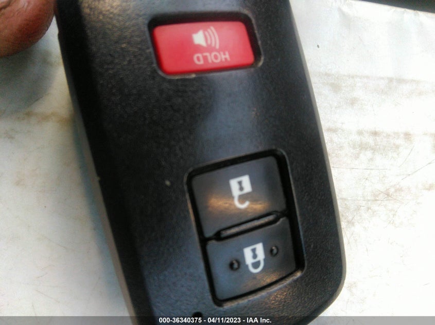 VIN 2T3RFREV5JW814981 2018 TOYOTA RAV4 XLE
