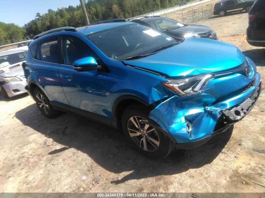 VIN 2T3RFREV5JW814981 2018 TOYOTA RAV4 XLE