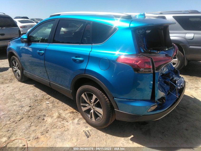 VIN 2T3RFREV5JW814981 2018 TOYOTA RAV4 XLE
