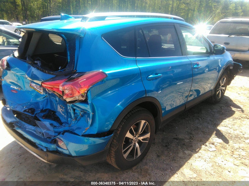 VIN 2T3RFREV5JW814981 2018 TOYOTA RAV4 XLE