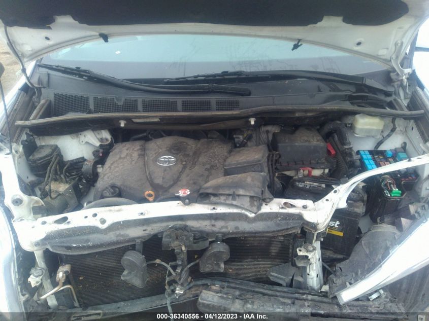 2018 TOYOTA SIENNA LE - 5TDKZ3DC7JS914409