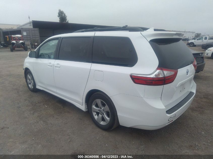 2018 TOYOTA SIENNA LE - 5TDKZ3DC7JS914409