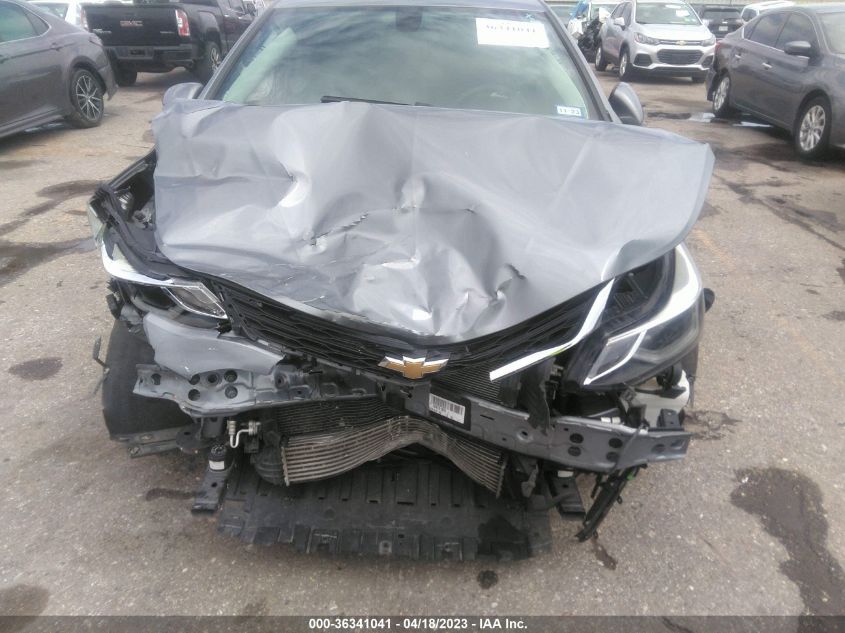 2018 CHEVROLET CRUZE LT - 1G1BE5SM4J7151030