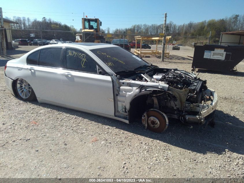2013 BMW 7 SERIES 750I - WBAYA8C56DC996833