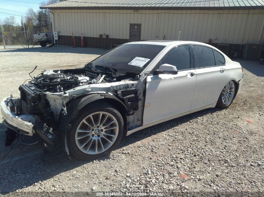 2013 BMW 7 SERIES 750I - WBAYA8C56DC996833