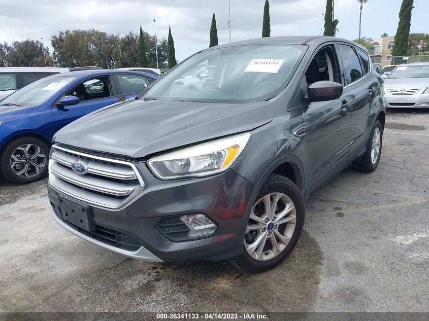 VIN 1FMCU9GD6HUE24409 2017 FORD ESCAPE SE