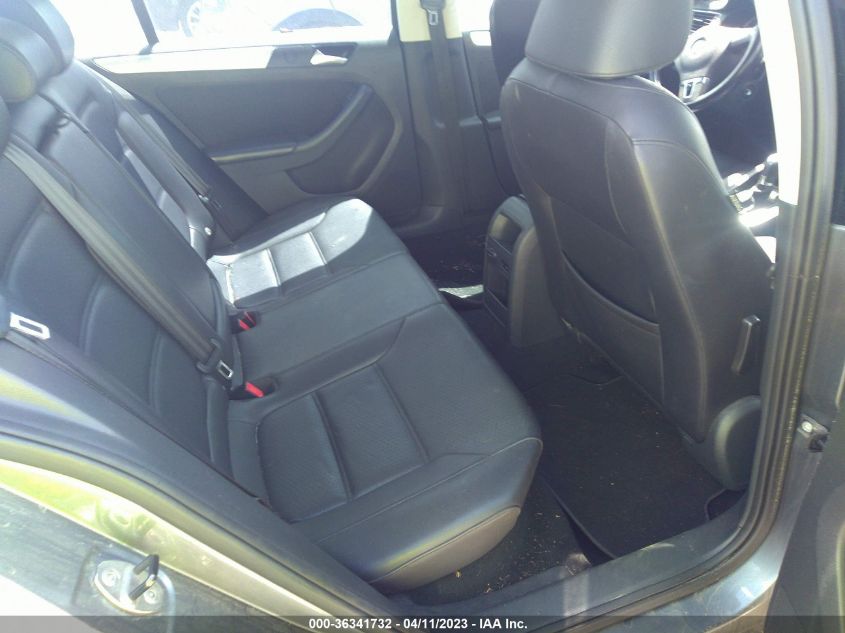 2014 VOLKSWAGEN JETTA SEDAN SE W/CONNECTIVITY - 3VWD07AJXEM309235
