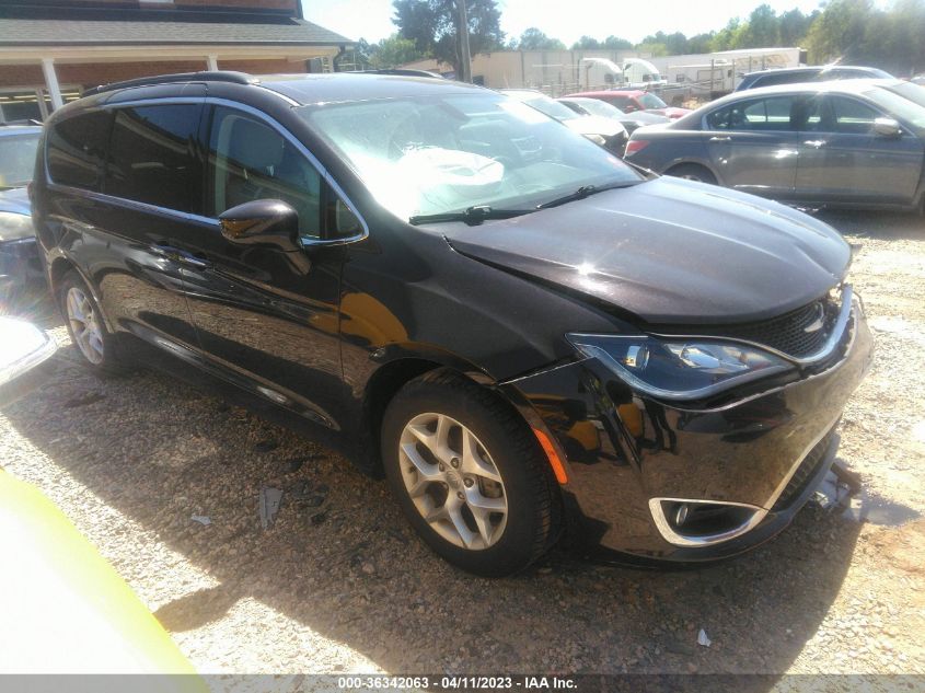 2018 CHRYSLER PACIFICA TOURING PLUS - 2C4RC1FG0JR126469