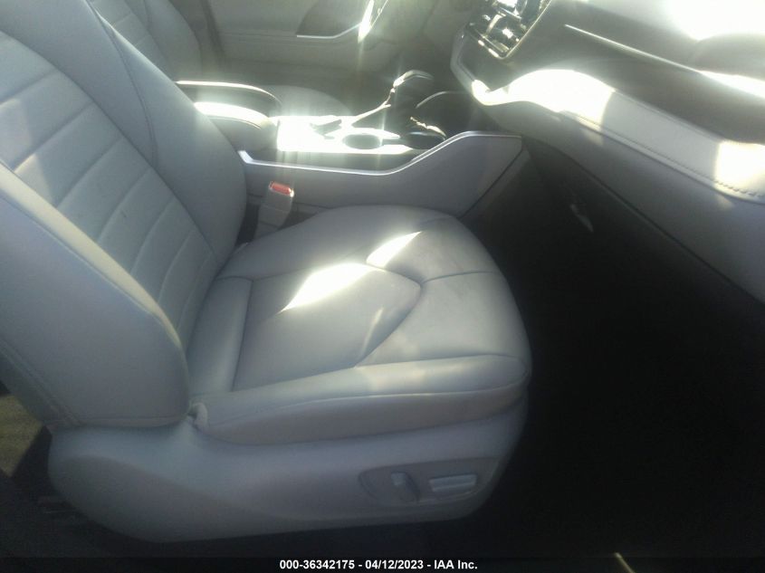 2022 TOYOTA HIGHLANDER XLE - 5TDGZRAH1NS548199