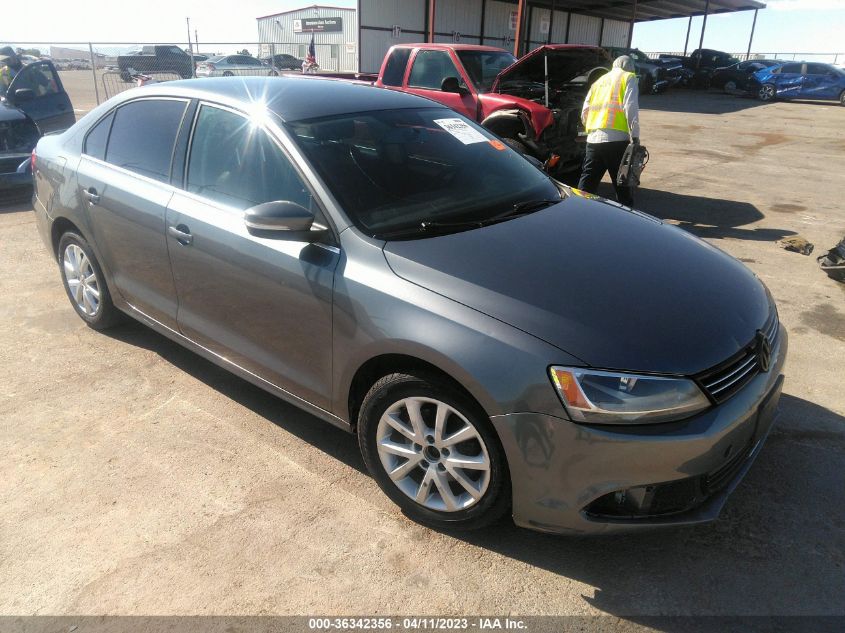 2013 VOLKSWAGEN JETTA SEDAN SE - 3VWDX7AJ7DM398398