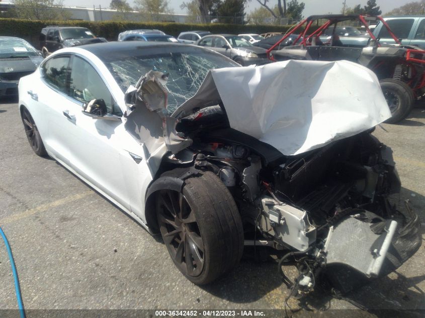 2018 TESLA MODEL S 75D/100D/P100D - 5YJSA1E45JF287698