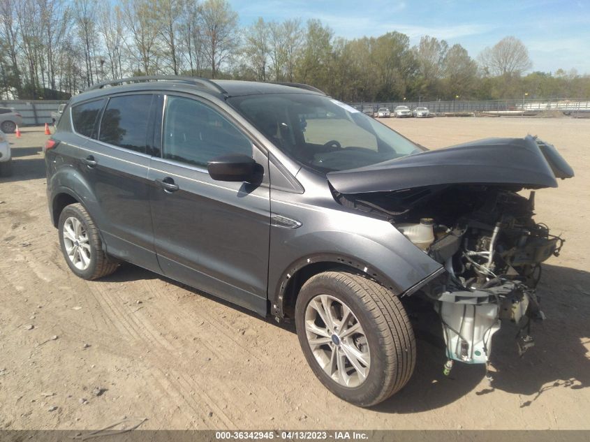 2017 FORD ESCAPE SE - 1FMCU9GD5HUC64281