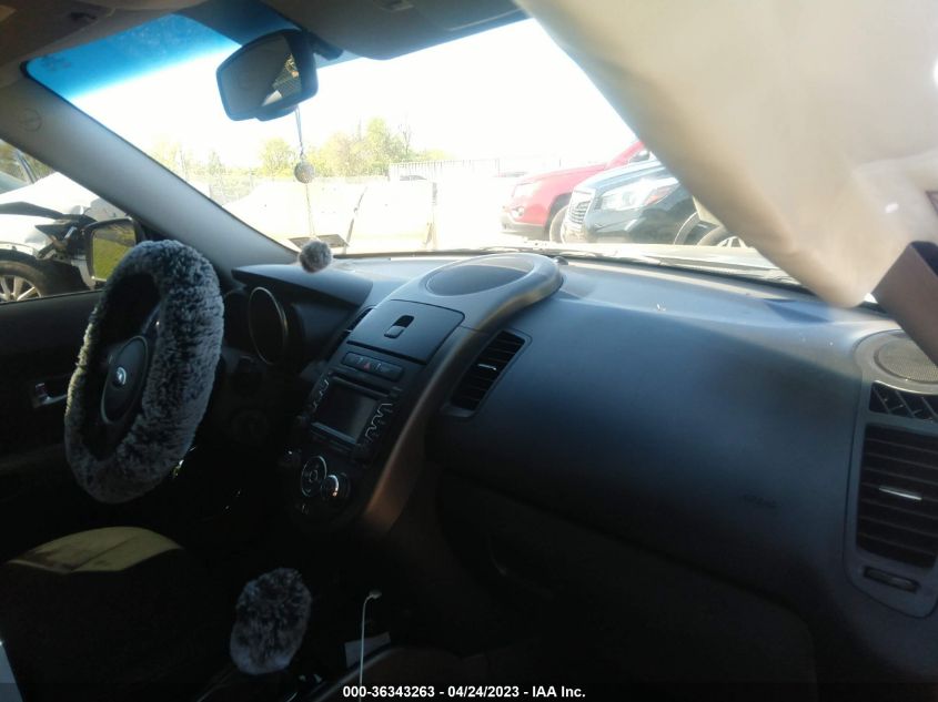 2013 KIA SOUL + - KNDJT2A6XD7545856