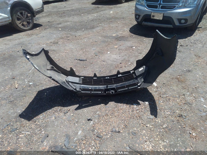 VIN 5YFBURHE8KP908142 2019 TOYOTA COROLLA L/LE/SE/XLE/XSE