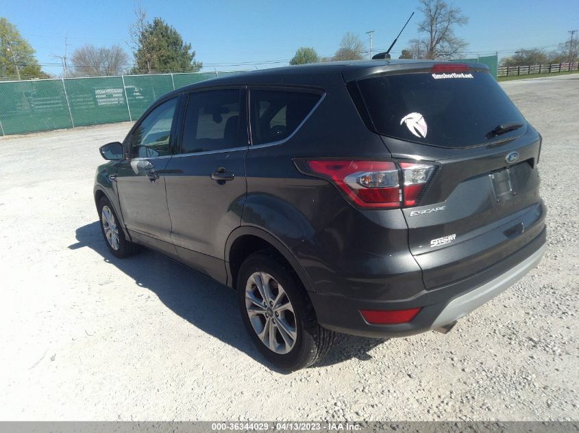 2017 FORD ESCAPE SE - 1FMCU0GD6HUA62576