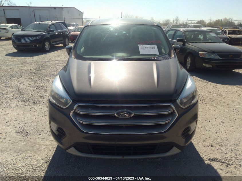 2017 FORD ESCAPE SE - 1FMCU0GD6HUA62576