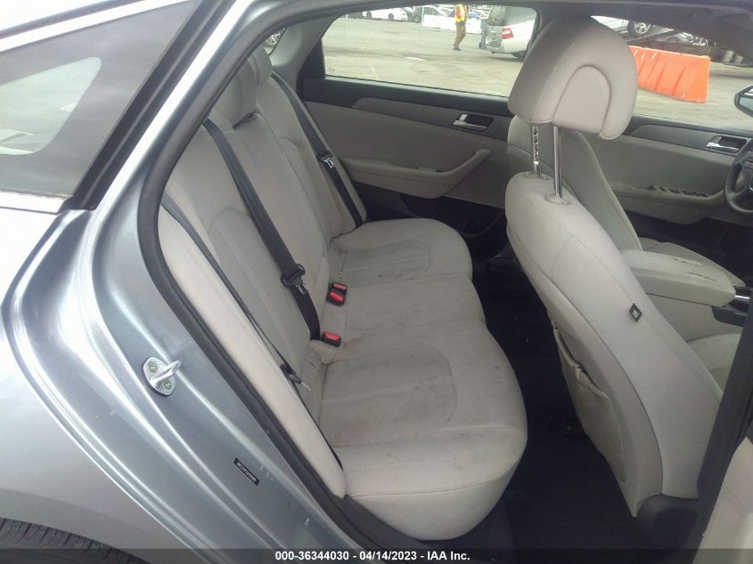 2016 HYUNDAI SONATA 2.4L SE - 5NPE24AF5GH359089
