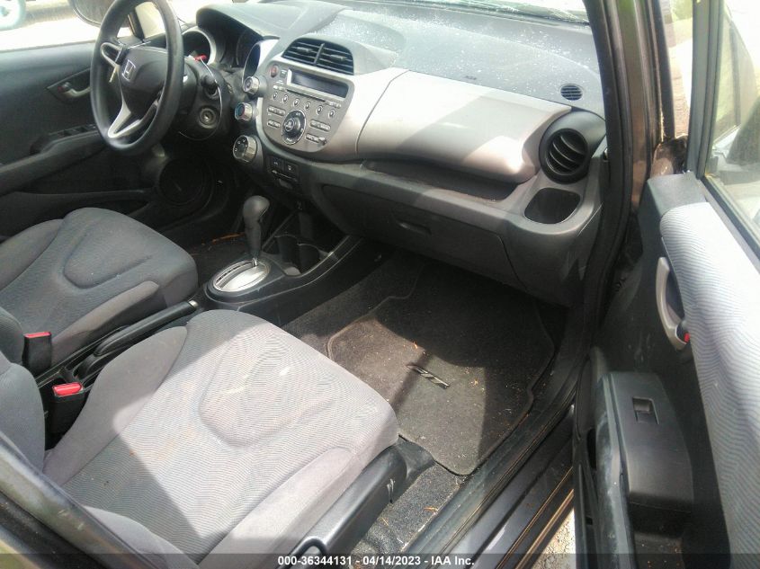 2013 HONDA FIT - JHMGE8H37DC027700