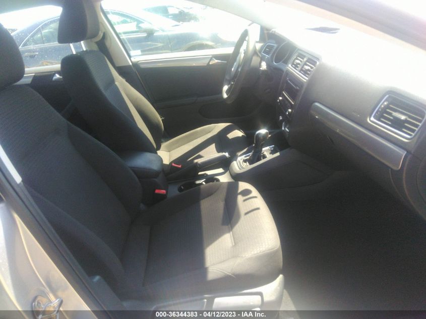 2015 VOLKSWAGEN JETTA SEDAN 1.8T SE - 3VWD17AJ3FM326070