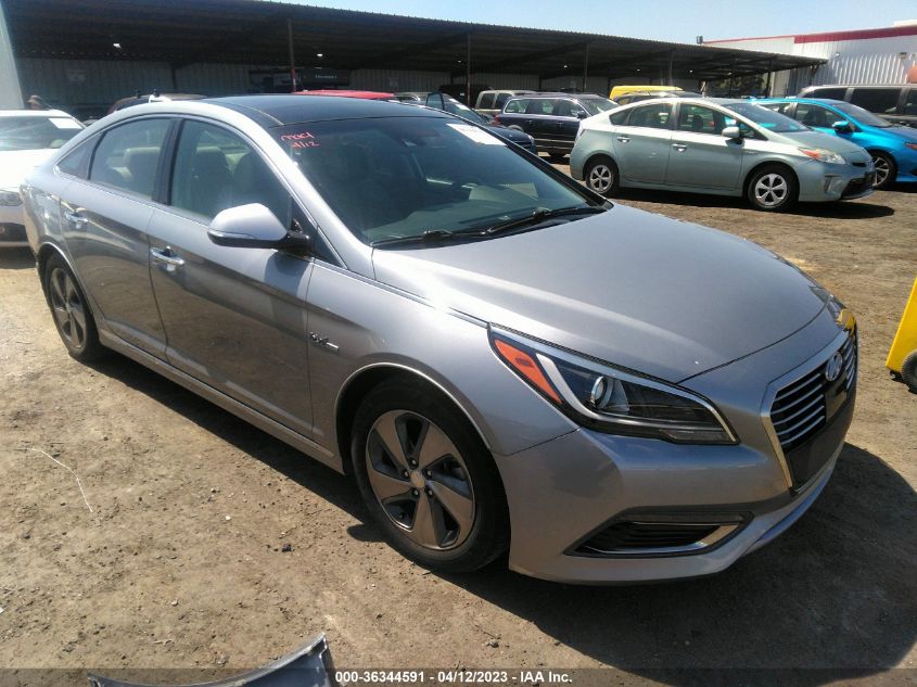 2016 HYUNDAI SONATA HYBRID LIMITED - KMHE34L13GA034913
