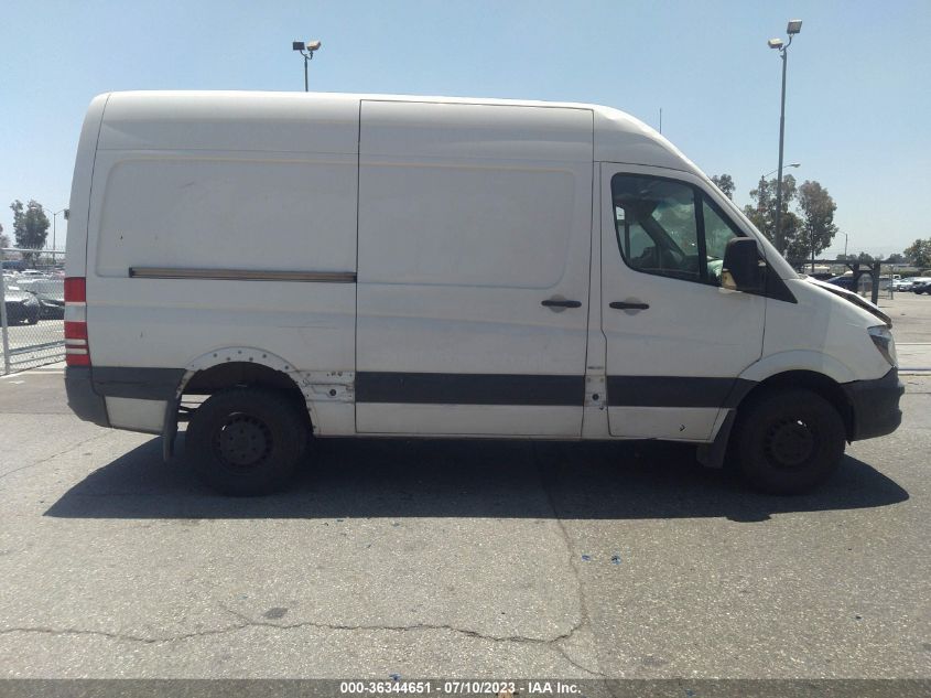 2016 MERCEDES-BENZ SPRINTER CARGO VANS WD3PE7DD8GP321270