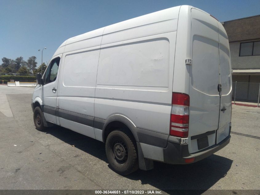 2016 MERCEDES-BENZ SPRINTER CARGO VANS WD3PE7DD8GP321270