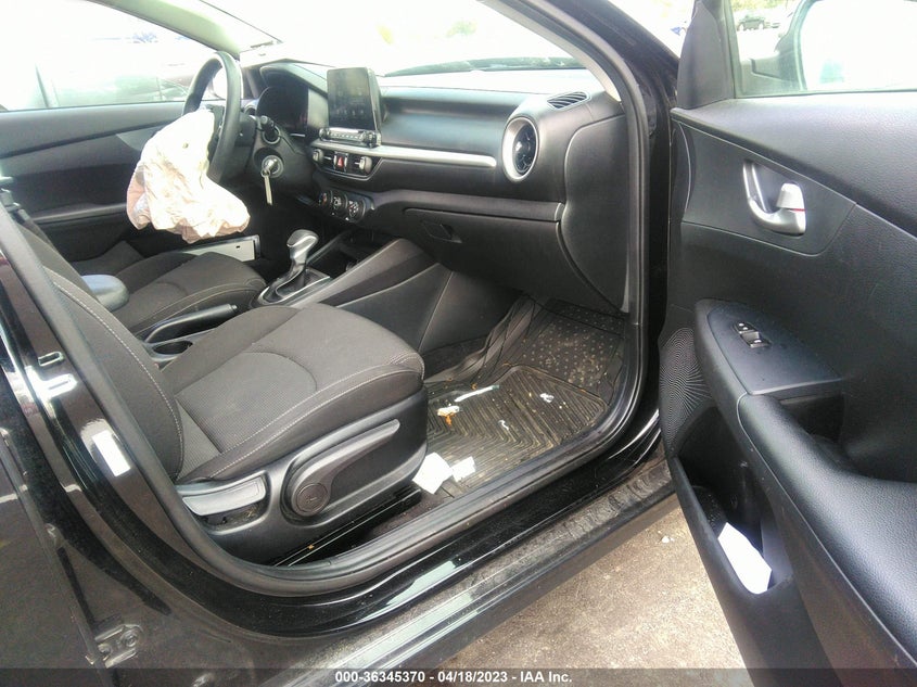 VIN 3KPF24AD8LE214436 2020 KIA FORTE LXS