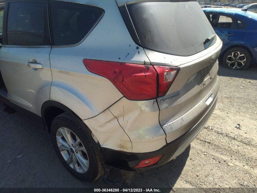 2019 FORD ESCAPE SE - 1FMCU0GD6KUB85012