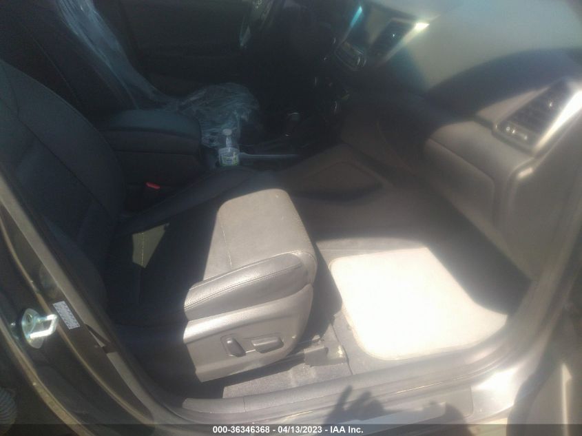 2017 HYUNDAI TUCSON LIMITED - KM8J3CA25HU504671