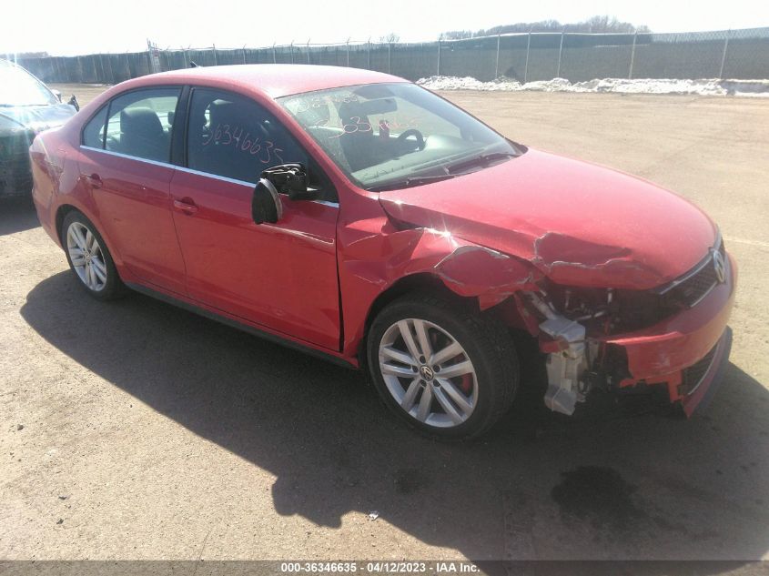 2014 VOLKSWAGEN JETTA SEDAN GLI - 3VW4T7AJ2EM246378