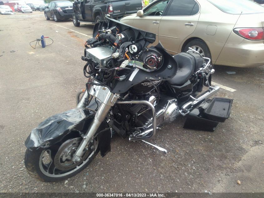 2013 HARLEY-DAVIDSON FLHX STREET GLIDE - 1HD1KBM12DB689111
