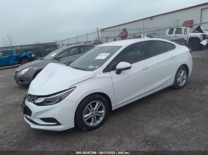 2018 CHEVROLET CRUZE LT - 1G1BE5SM8J7102879
