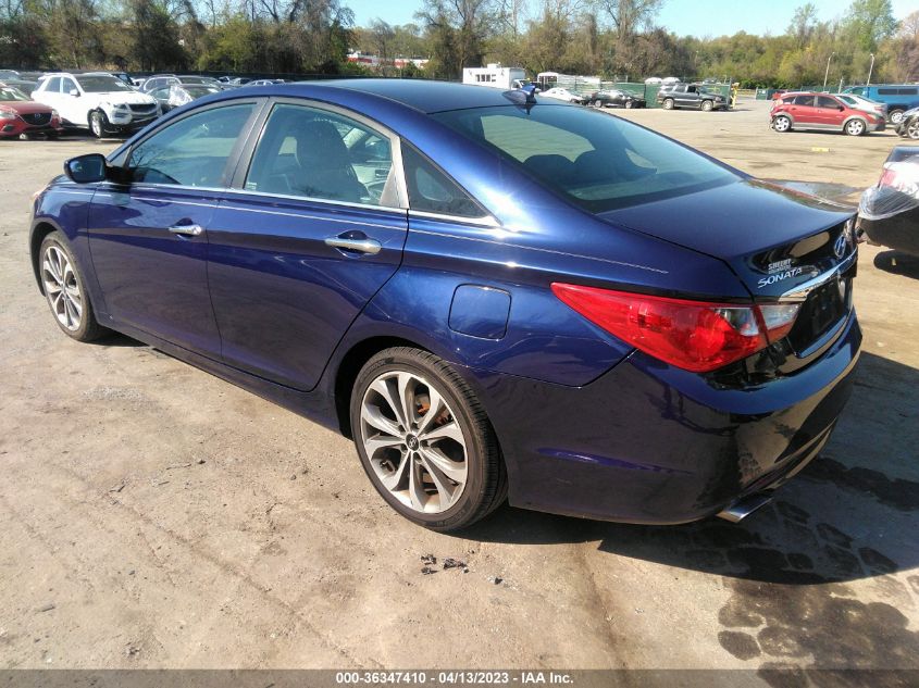 VIN 5NPEC4AB1DH802389 2013 HYUNDAI SONATA no.3