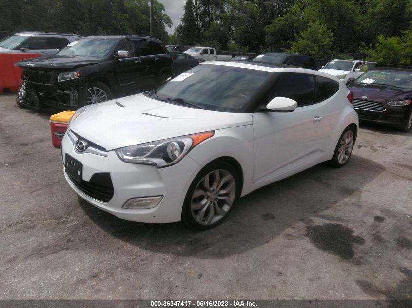 2013 HYUNDAI VELOSTER W/GRAY INT - KMHTC6AD0DU091032