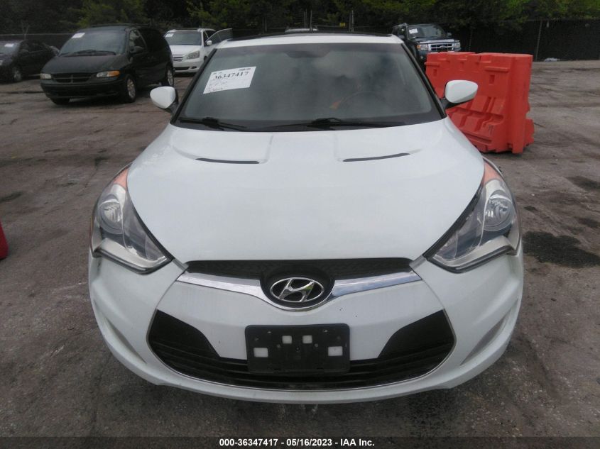 2013 HYUNDAI VELOSTER W/GRAY INT - KMHTC6AD0DU091032
