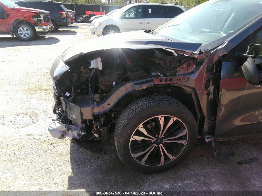 2021 FORD ESCAPE SE - 1FMCU0G67MUA17674
