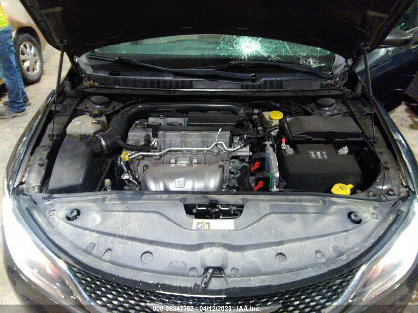 2016 CHRYSLER 200 TOURING - 1C3CCCFB6GN186966